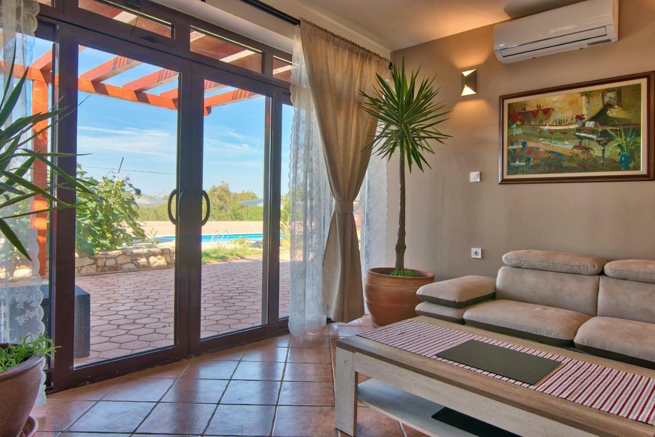 Meerblick Ferienhaus Julian nahe Rovinj Exterior foto